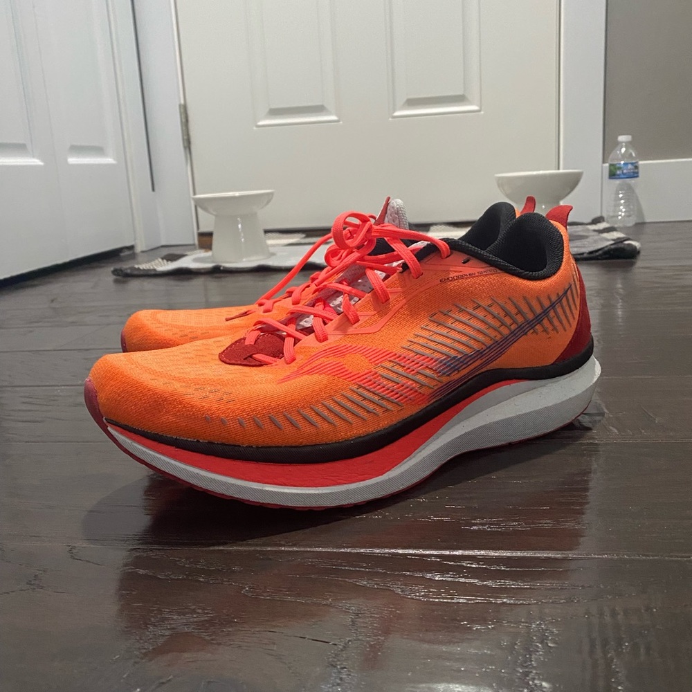 SAUCONY ENDORPHIN SPEED 2